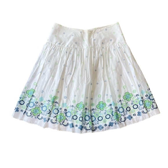 Floral White Blue Cotton Skirt Size Large - Picture 2 of 8